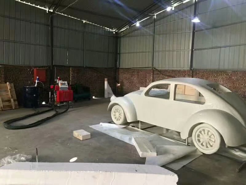 湖南聚脲噴涂機(jī) H系列5600 影視泡沫雕塑表面硬化 輸出量3~12kg/分鐘(圖1) 舞臺(tái)泡沫雕塑道具表面硬化聚脲噴涂案例